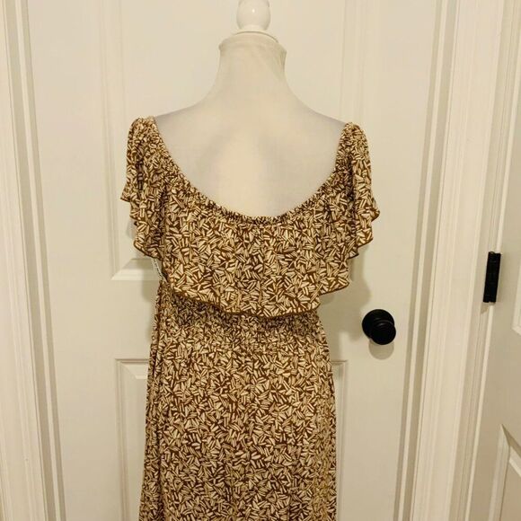 Old Navy Brown Tan Print Off Shoulder Smocked Waist Maxi Dress Large New - Picture 6 of 10